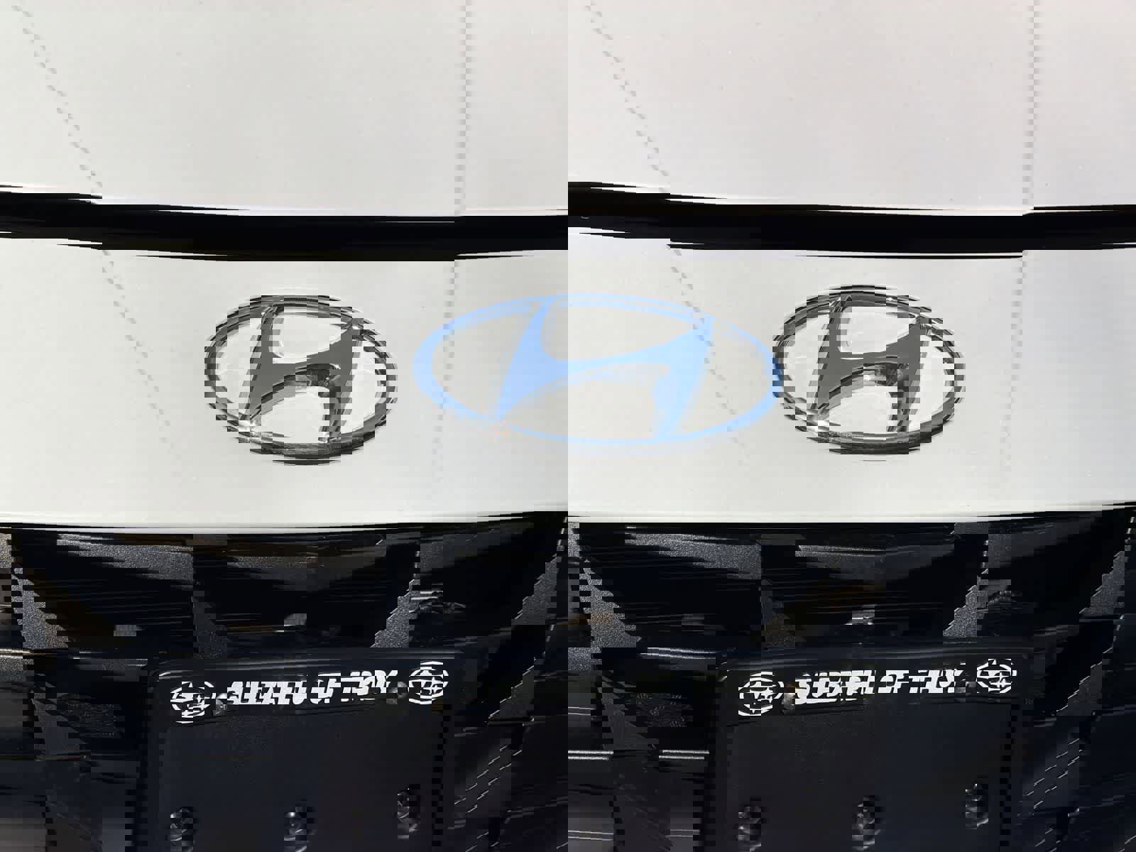 Used 2023 Hyundai Elantra SEL FWD image 12