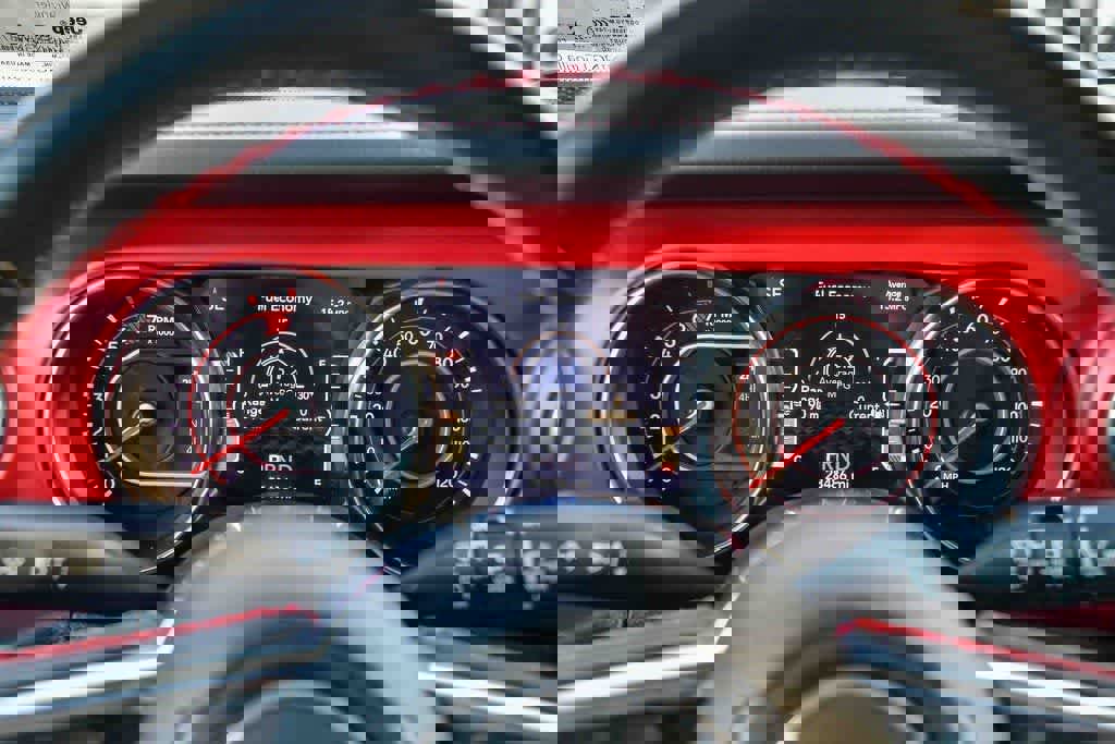 Used 2022 Jeep Wrangler Unlimited Rubicon w/ LED Lighting Group image 32