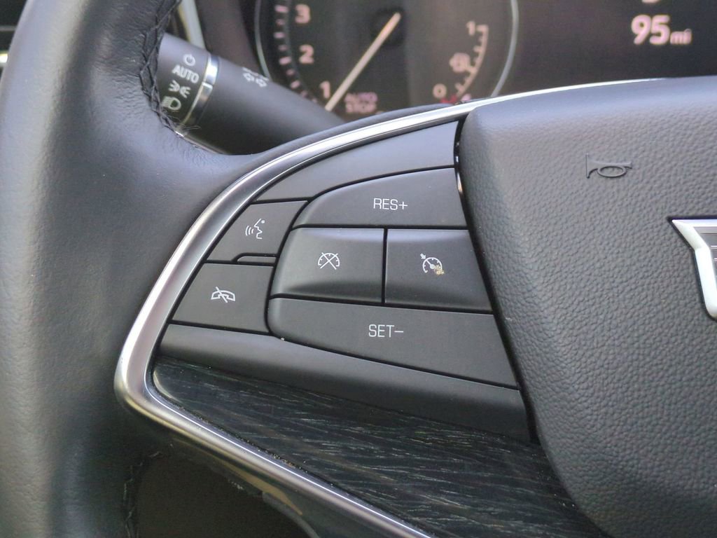 Used 2023 Cadillac XT5 Premium Luxury w/ Technology Package image 26