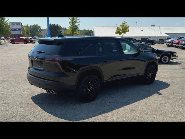 Certified 2024 Chevrolet Traverse LS w/ Midnight/Sport Edition FWD image 4