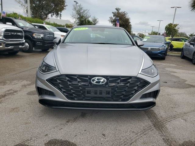 Certified 2023 Hyundai Sonata SEL w/ Convenience Package image 2