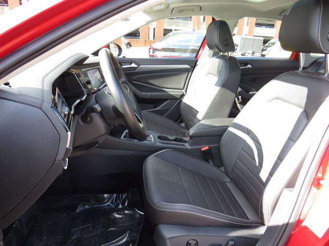 Used 2023 Volkswagen Jetta SE w/ Panoramic Sunroof Package image 20