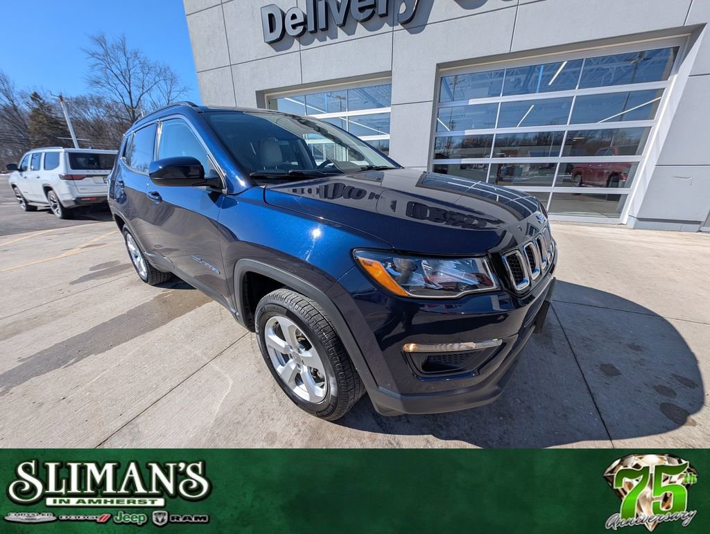 Used 2019 Jeep Compass Latitude w/ Cold Weather Group image 1