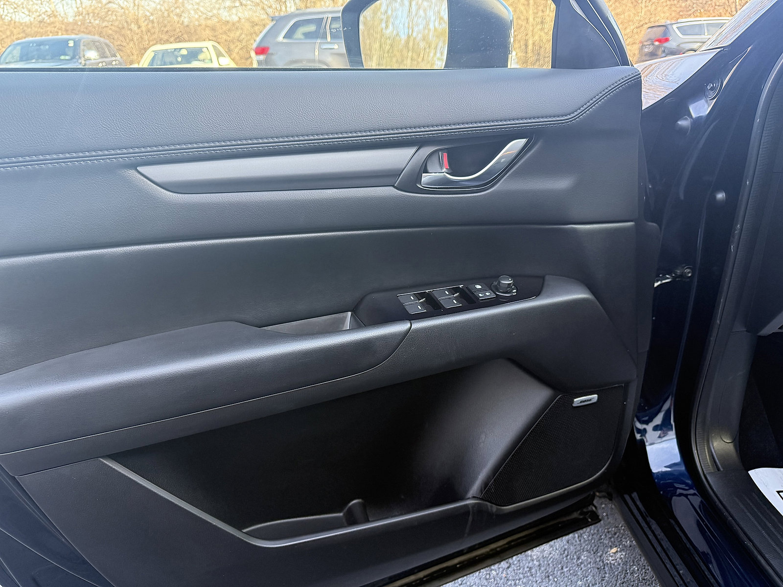 Used 2019 MAZDA CX-5 Touring image 10