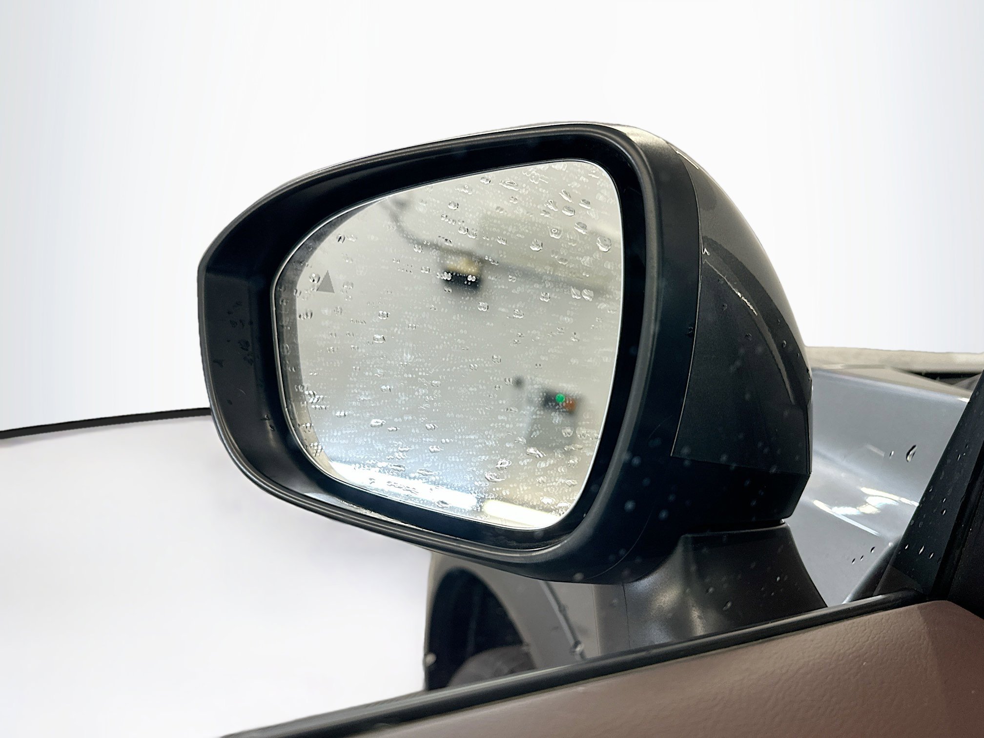 Used 2023 Nissan Rogue SV w/ SV Premium Package image 16