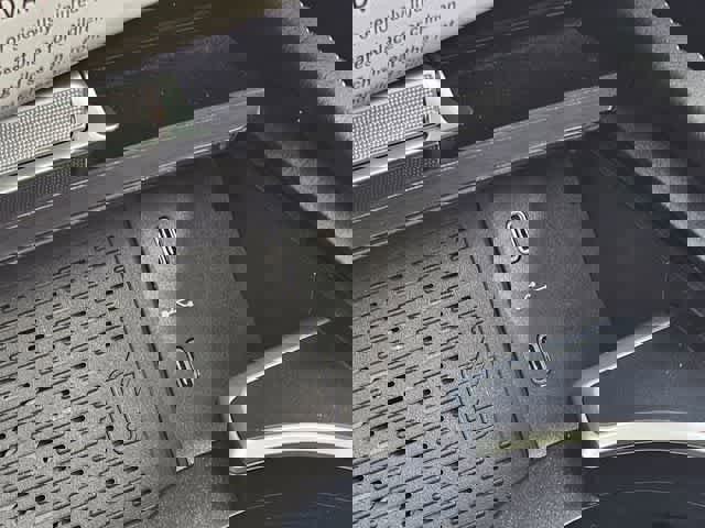 Used 2026 Mercedes-Benz GLE 450e 4MATIC image 32