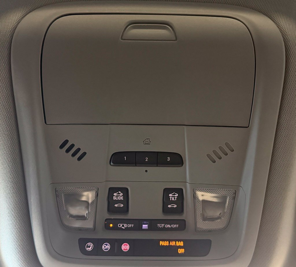 Used 2017 GMC Acadia SLT w/ LPO, Floor Liner Package FWD image 26