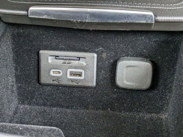 Used 2019 Cadillac XT4 Premium Luxury w/ Driver Awareness Package image 30