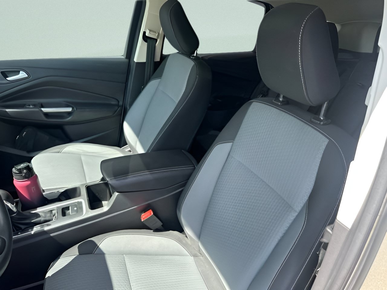 Used 2018 Ford Escape SE AWD/4WD image 14