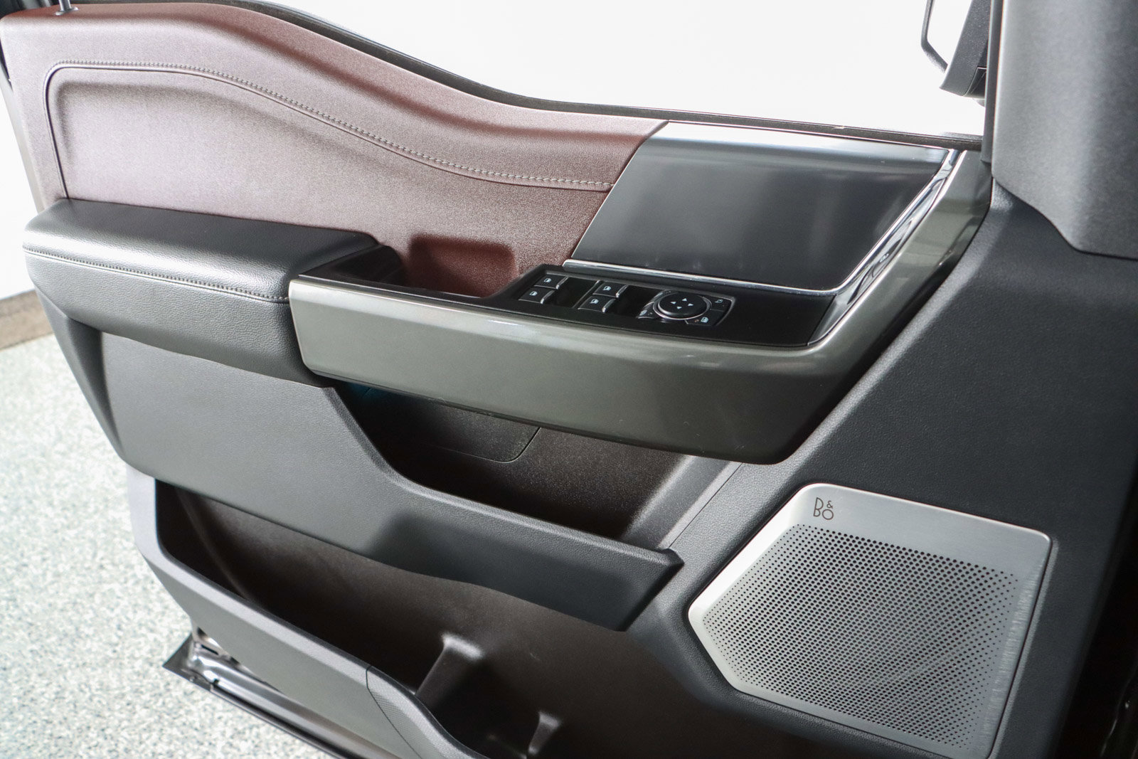 Used 2023 Ford F150 Lariat w/ Equipment Group 502A High image 25