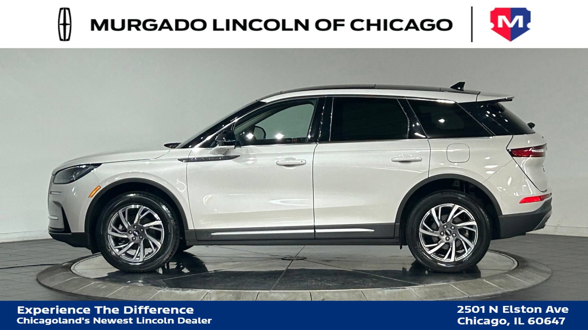 Used 2024 Lincoln Corsair AWD w/ Equipment Group 101A image 5