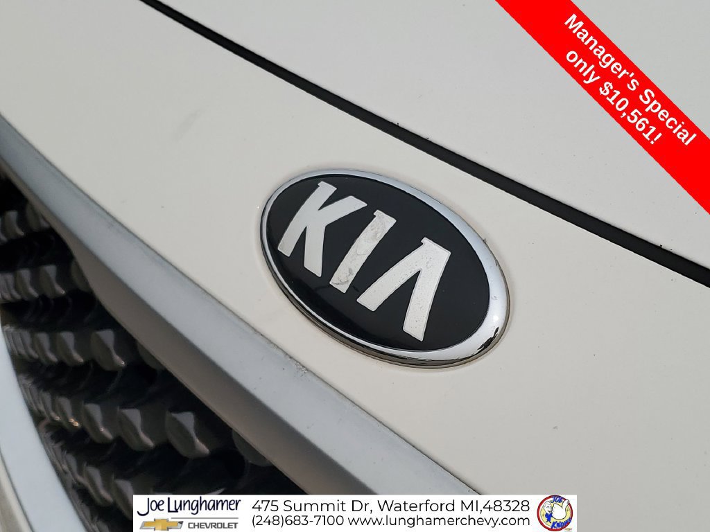 Used 2018 Kia Sedona L FWD image 28