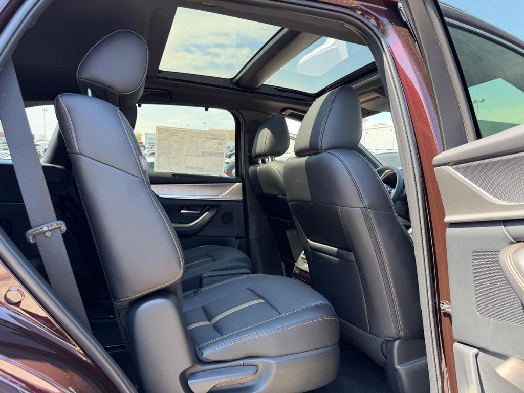 New 2026 MAZDA CX-90 3.3 Turbo w/ Premium Plus Pkg image 4