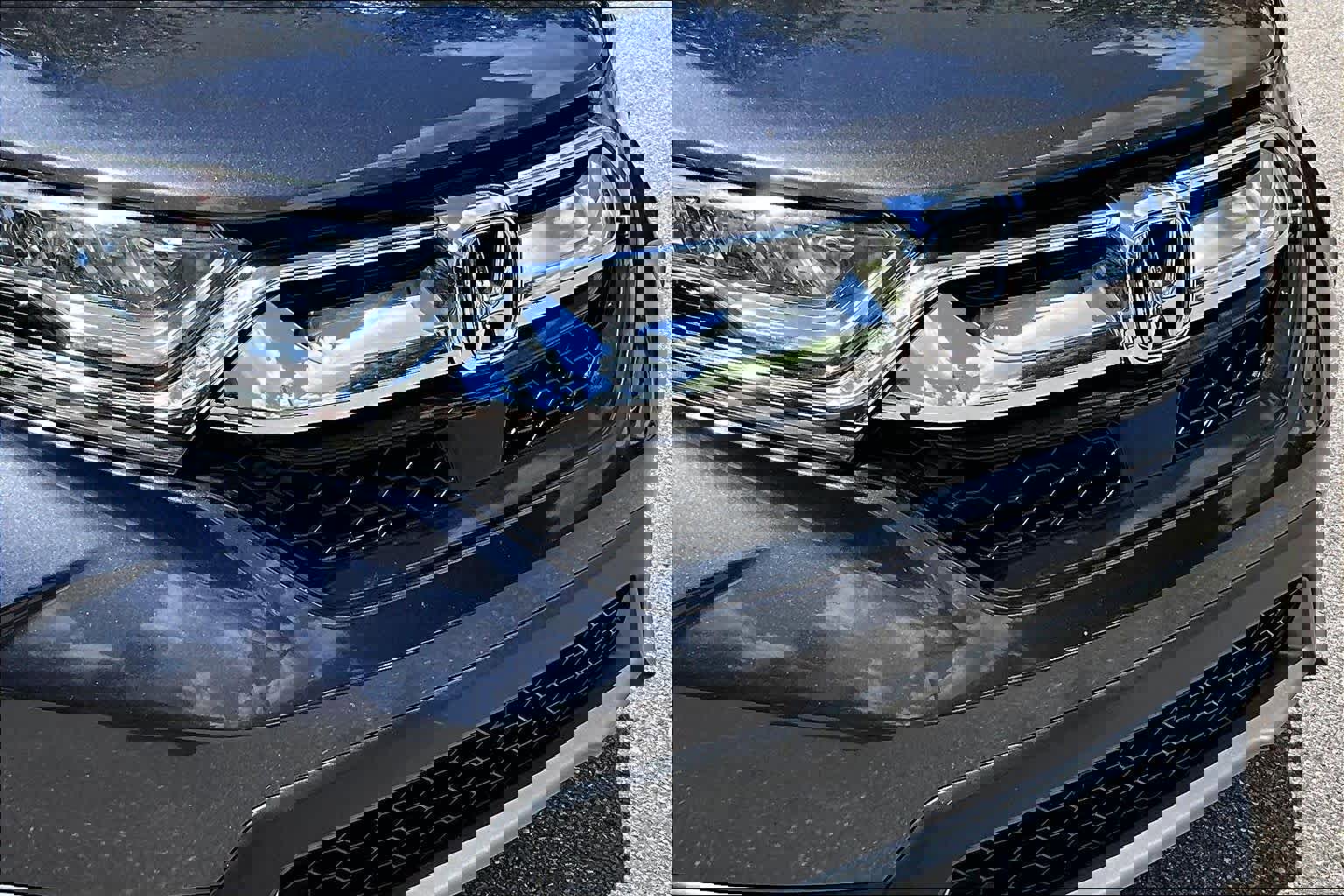 Used 2017 Honda CR-V Touring image 30