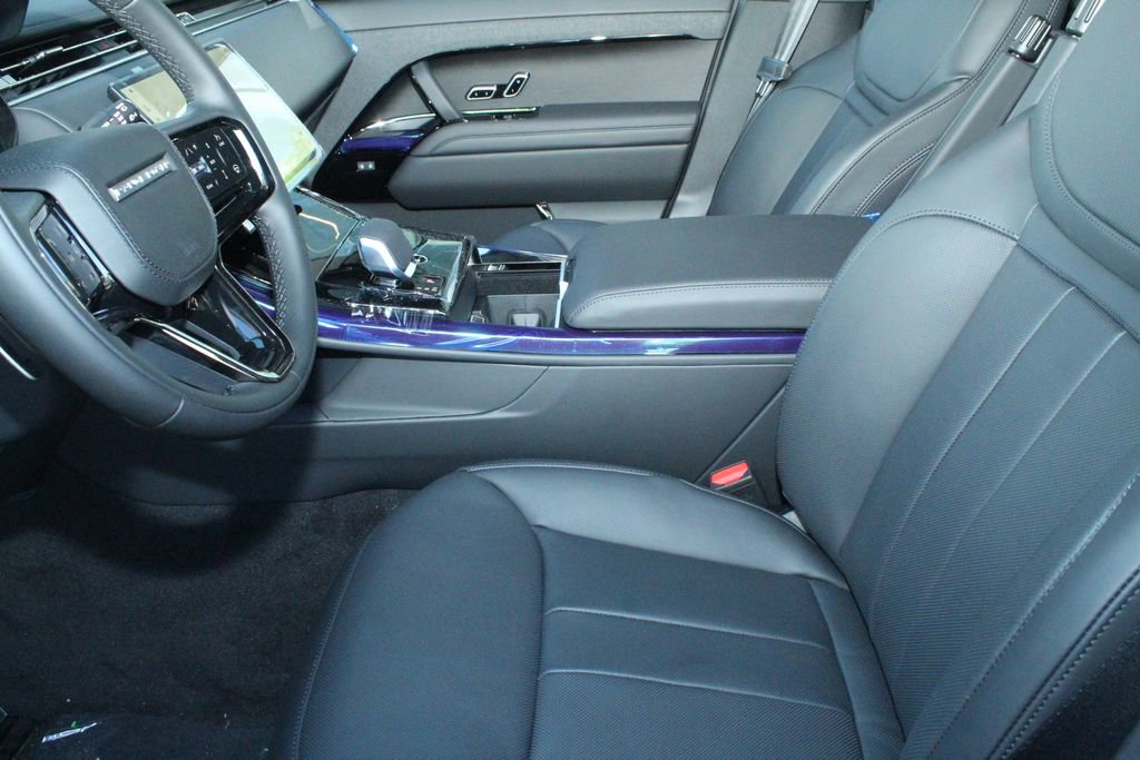 New 2026 Land Rover Range Rover Sport Dynamic SE image 17