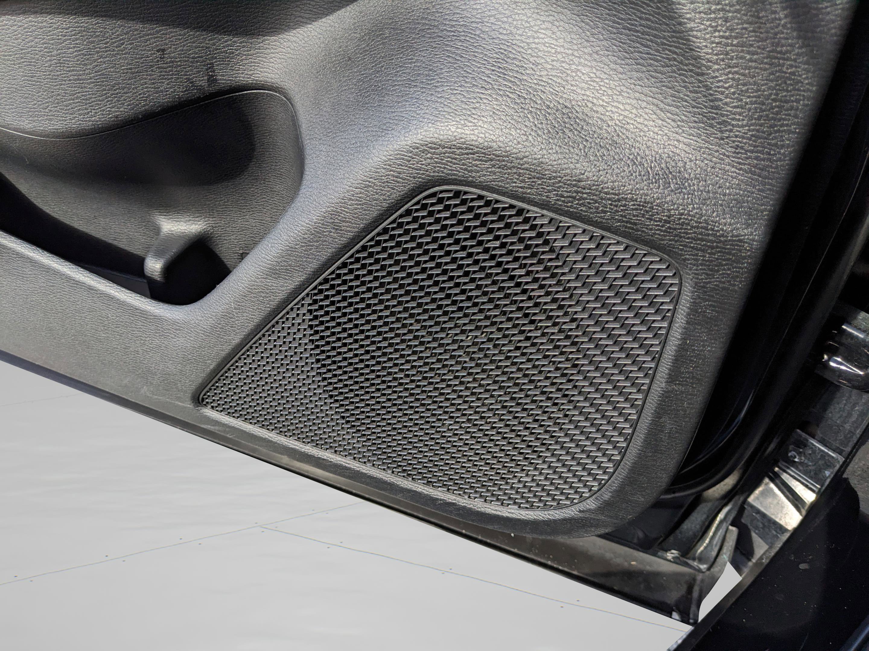 Used 2023 Mitsubishi Outlander ES image 40