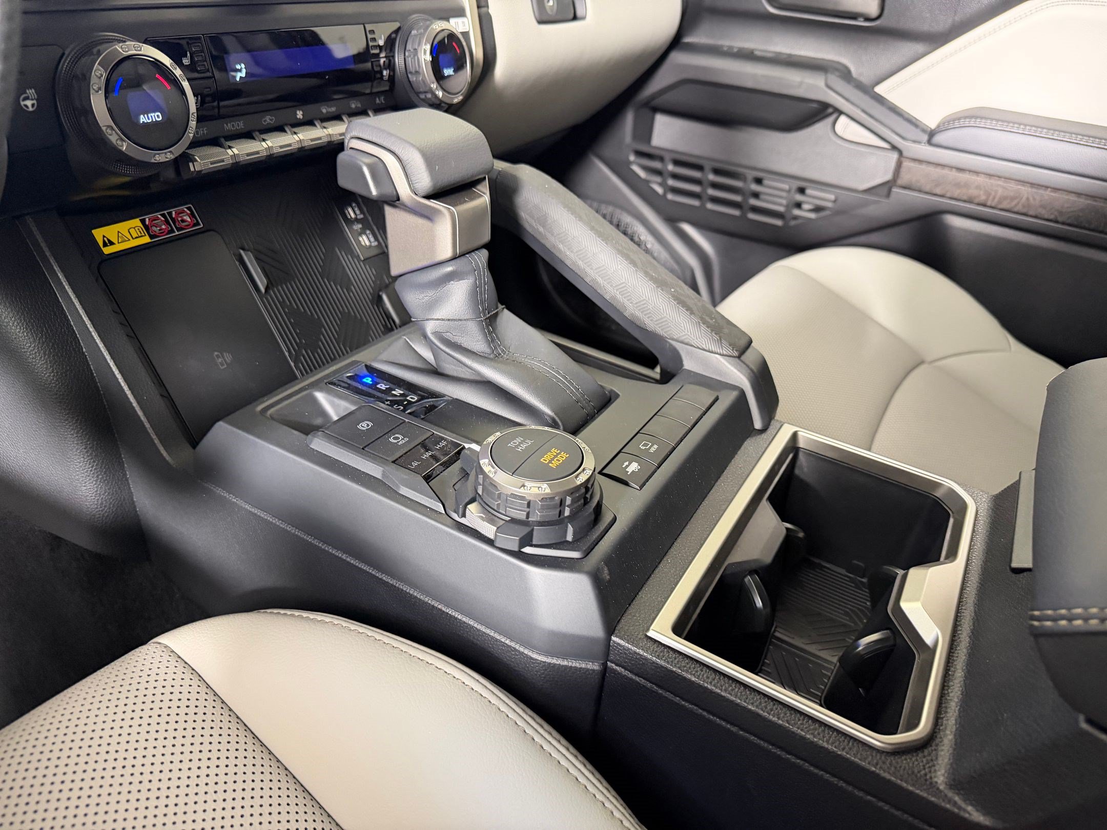New 2026 Toyota Tacoma TRD Sport AWD/4WD image 15
