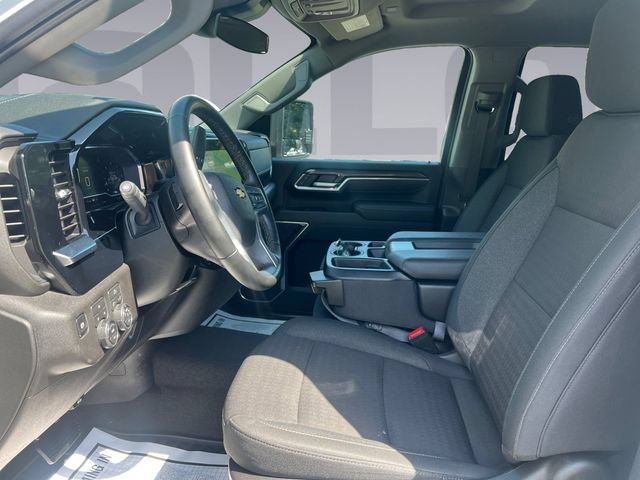Used 2025 Chevrolet Silverado 2500 LT w/ Convenience Package AWD/4WD image 10