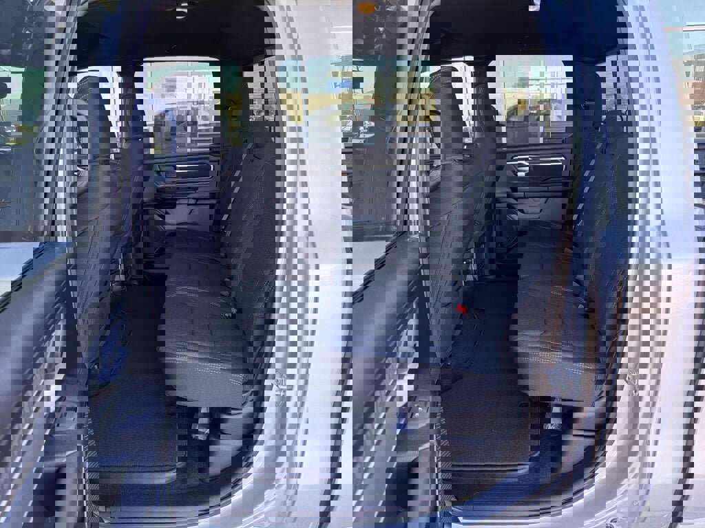 New 2026 RAM 1500 Big Horn AWD/4WD image 9