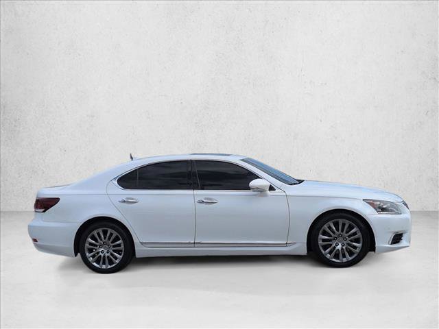 Used 2013 Lexus LS 460 AWD w/ Comfort Pkg image 4