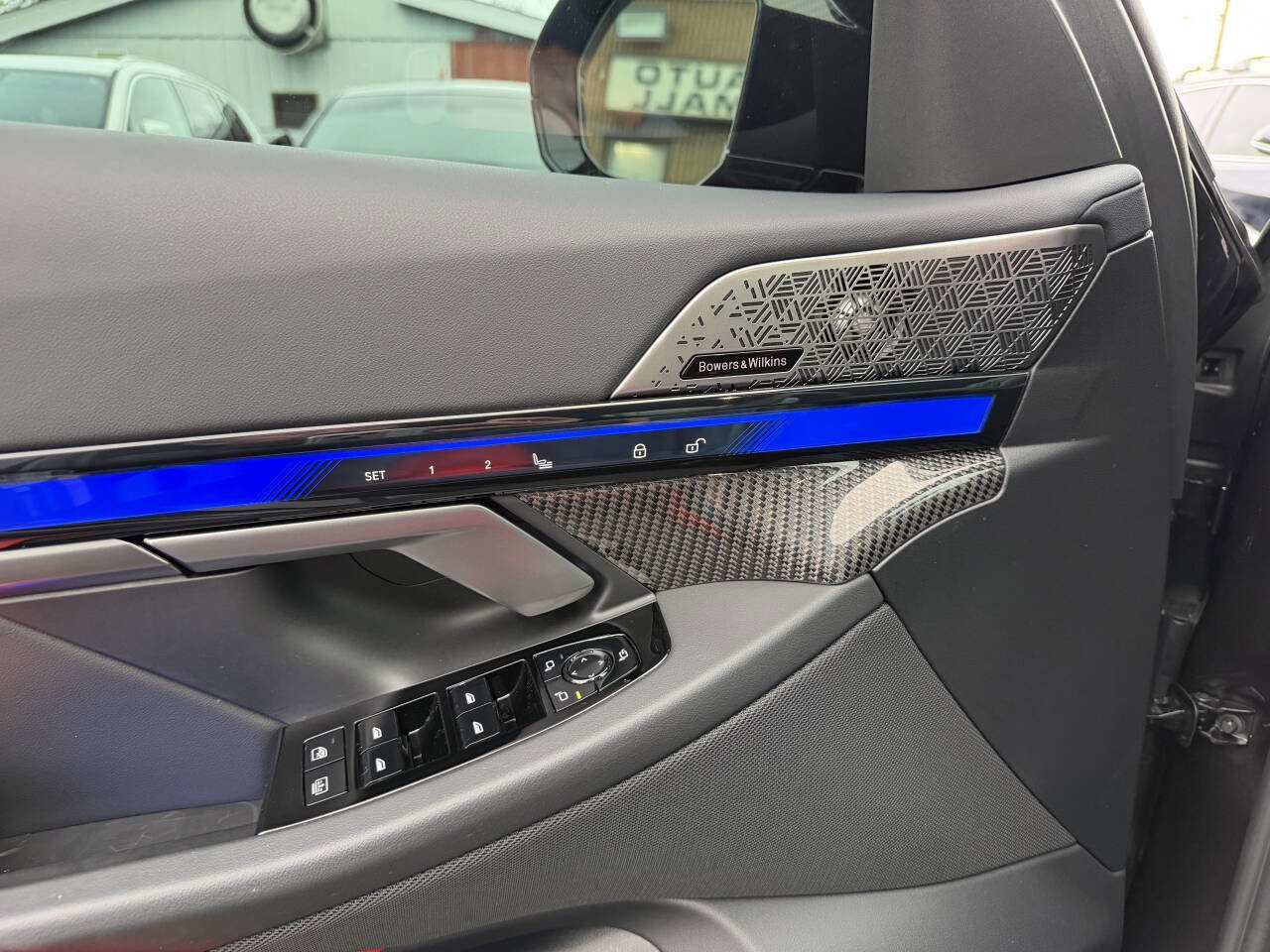 Used 2026 BMW M5 w/ Carbon Package image 30