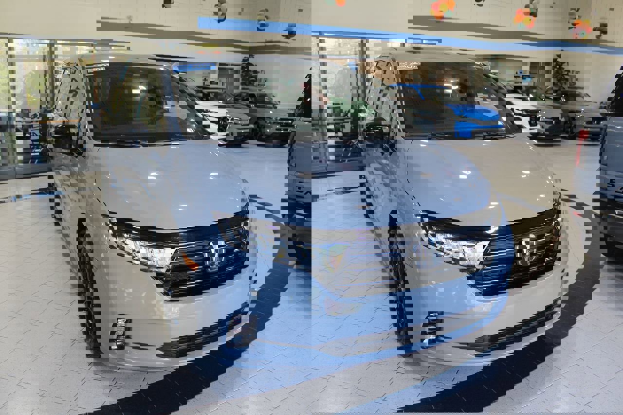 Certified 2023 Honda Odyssey Sport image 34