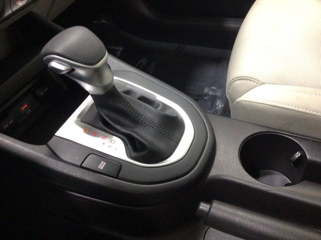 Used 2023 Kia Forte LXS w/ LXS Technology Package image 15