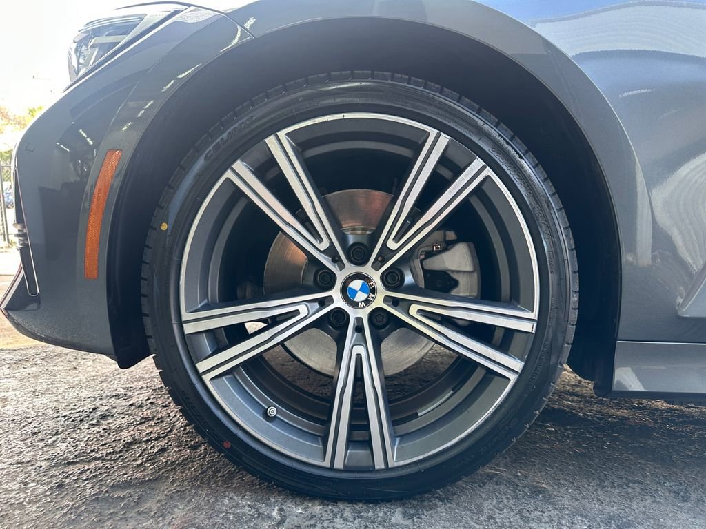 Used 2022 BMW 330i Sedan w/ Premium Package image 44