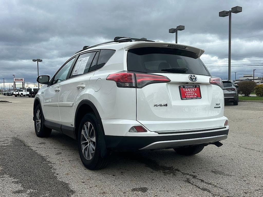 Certified 2018 Toyota RAV4 XLE w/ Protection Package image 3