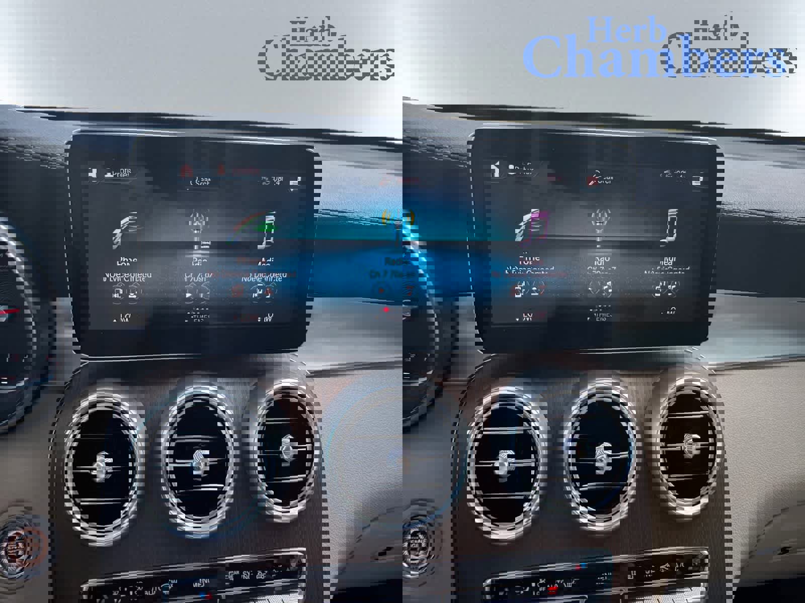 Used 2022 Mercedes-Benz GLC 300 4MATIC image 15