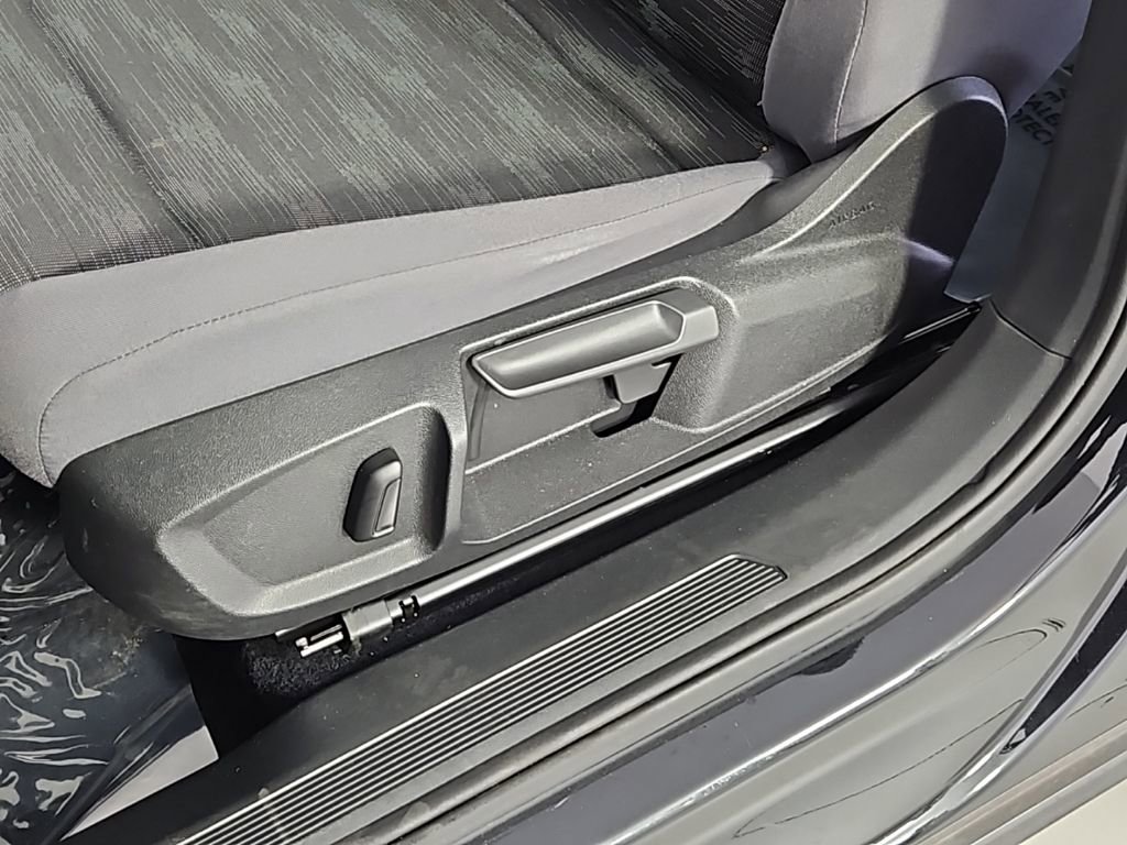 Used 2021 Volkswagen ID.4 Pro image 22