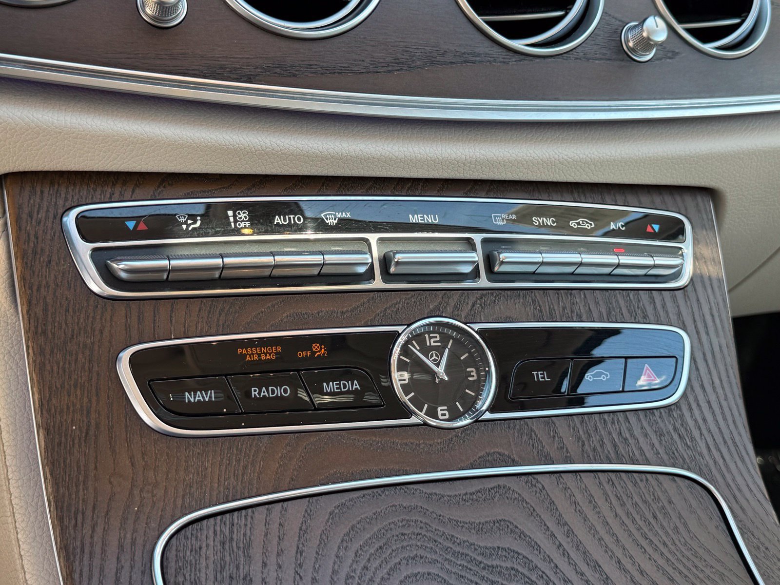 Used 2020 Mercedes-Benz E 350 Sedan image 35