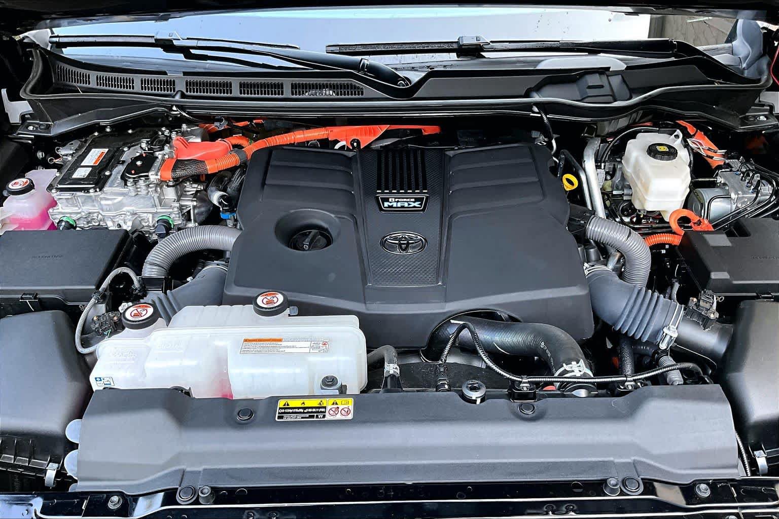 Certified 2025 Toyota Sequoia Capstone AWD/4WD image 32