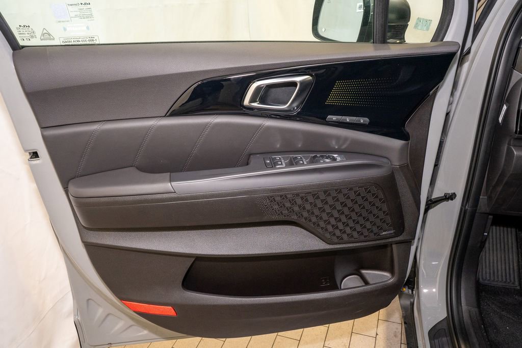 New 2026 Kia Carnival SX Prestige image 14