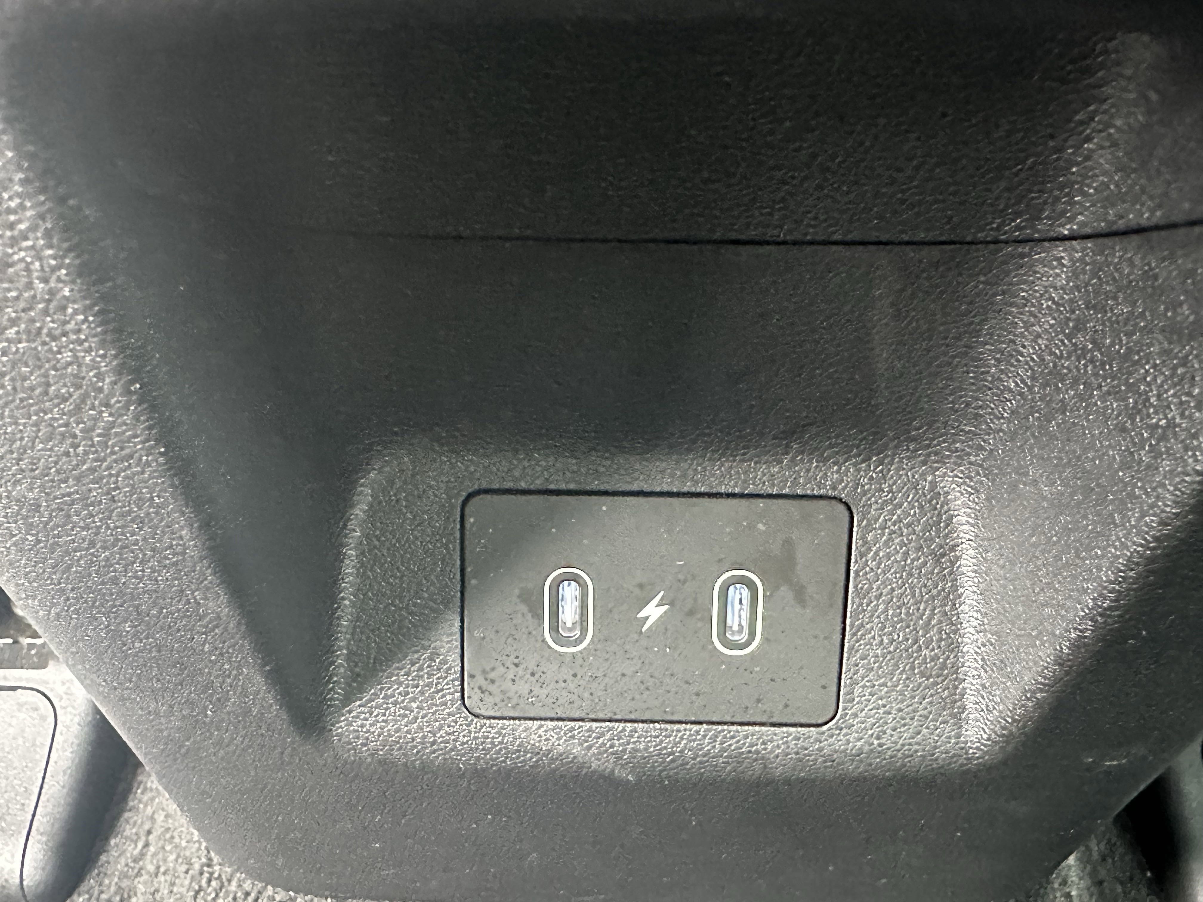 Used 2025 Hyundai Tucson SE image 22