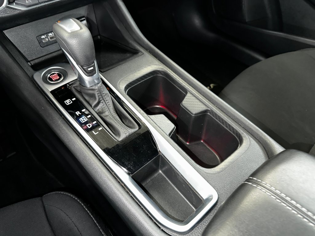 Used 2023 Nissan Sentra SV w/ Lighting Package FWD image 14