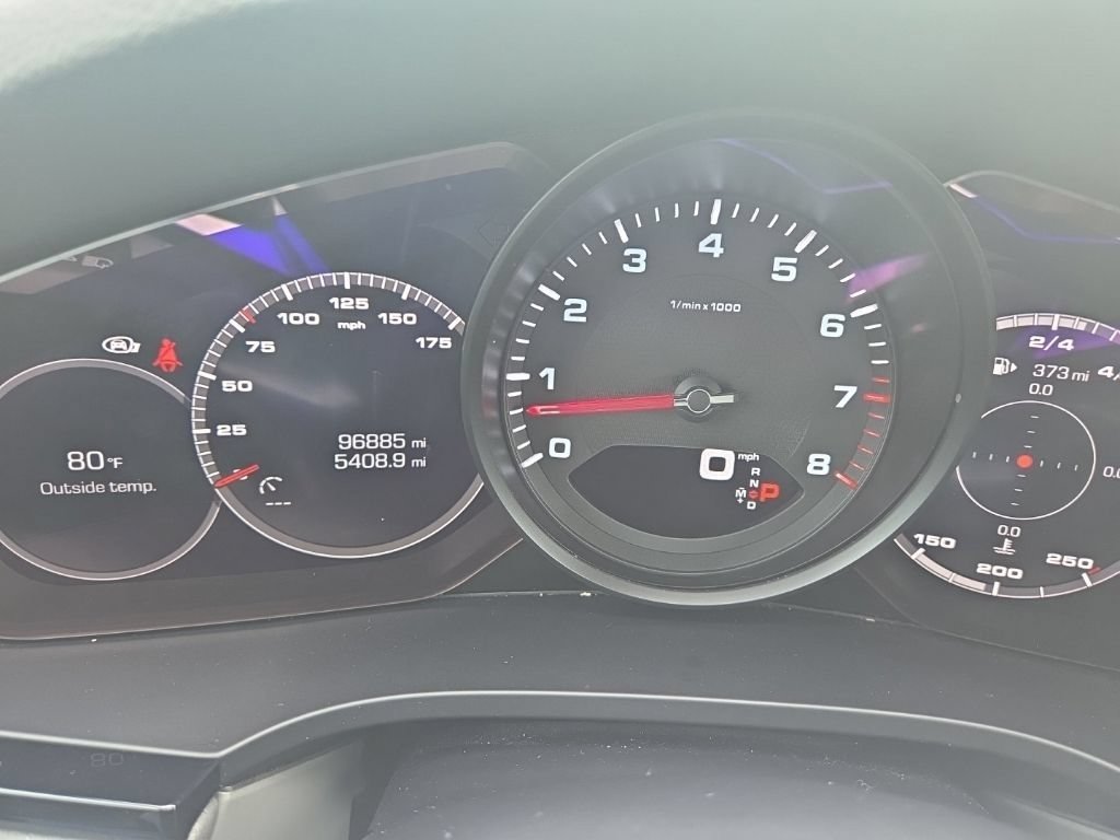 Used 2019 Porsche Cayenne AWD/4WD image 18