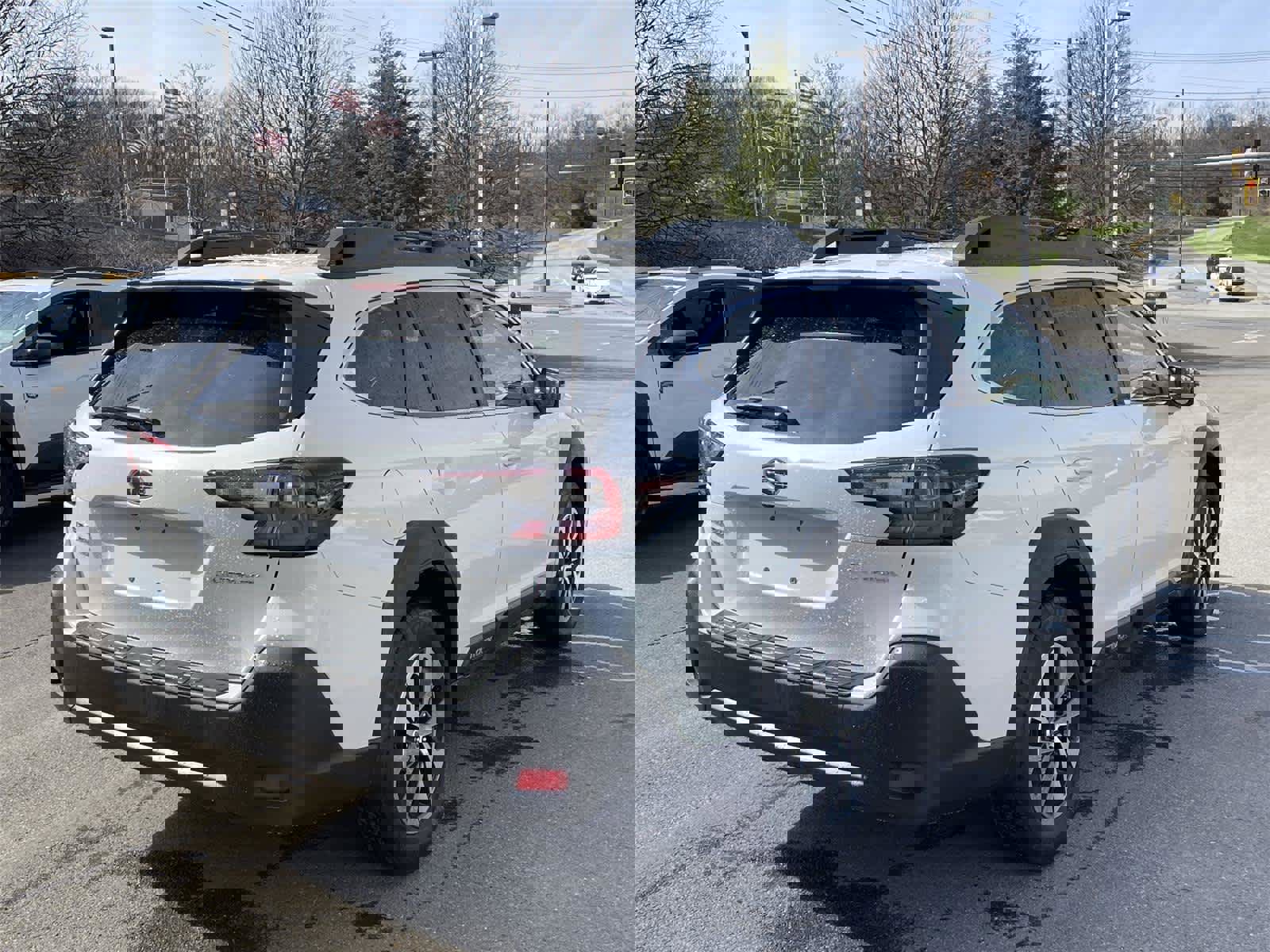 Certified 2023 Subaru Outback Premium image 5