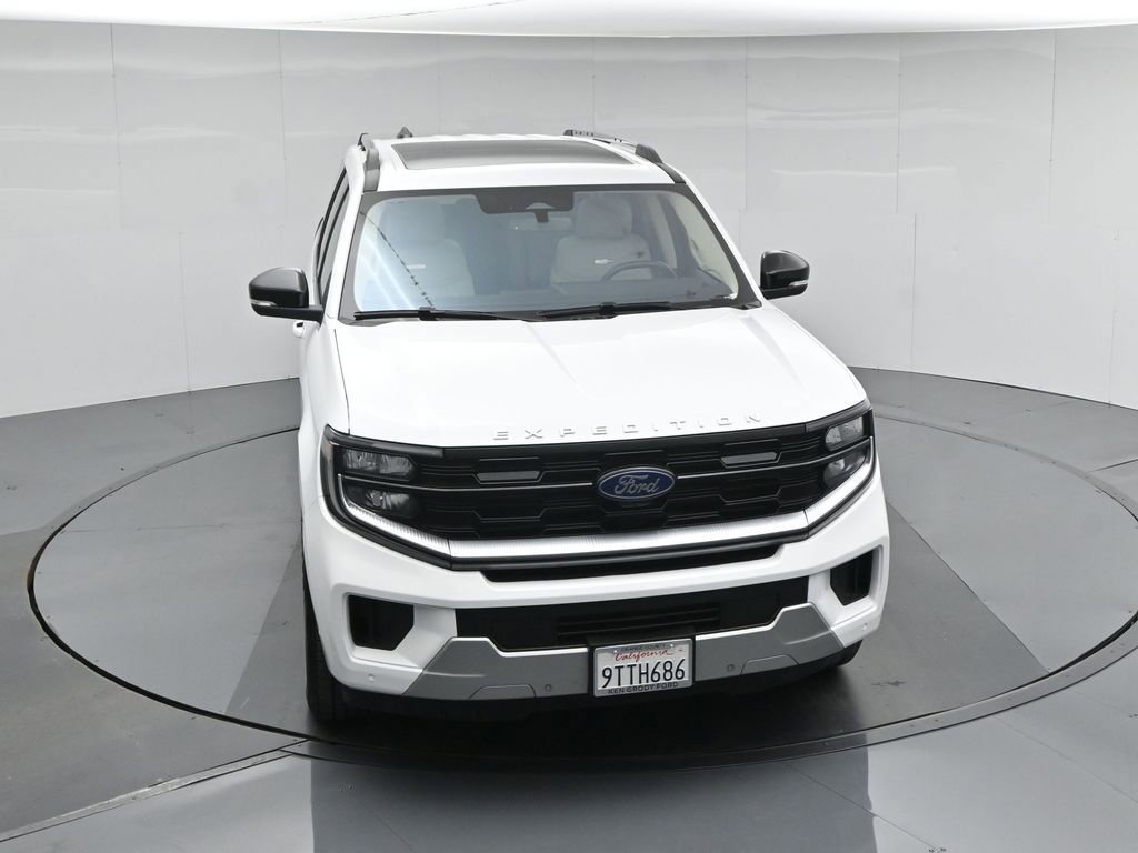Used 2025 Ford Expedition Platinum AWD/4WD image 48