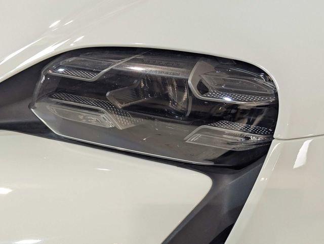 Certified 2023 Porsche Taycan 4S image 5