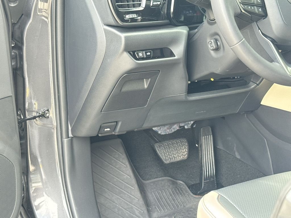 Used 2024 Lexus NX 250 FWD w/ Towing Package (2000 Lbs) image 18