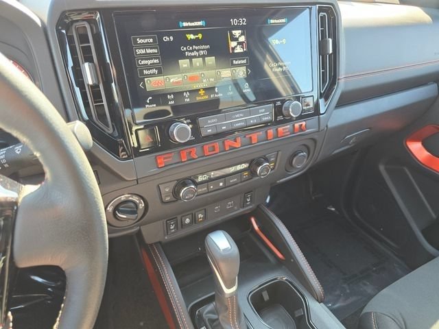 Used 2025 Nissan Frontier PRO-4X w/ Pro Convenience Package AWD/4WD image 44