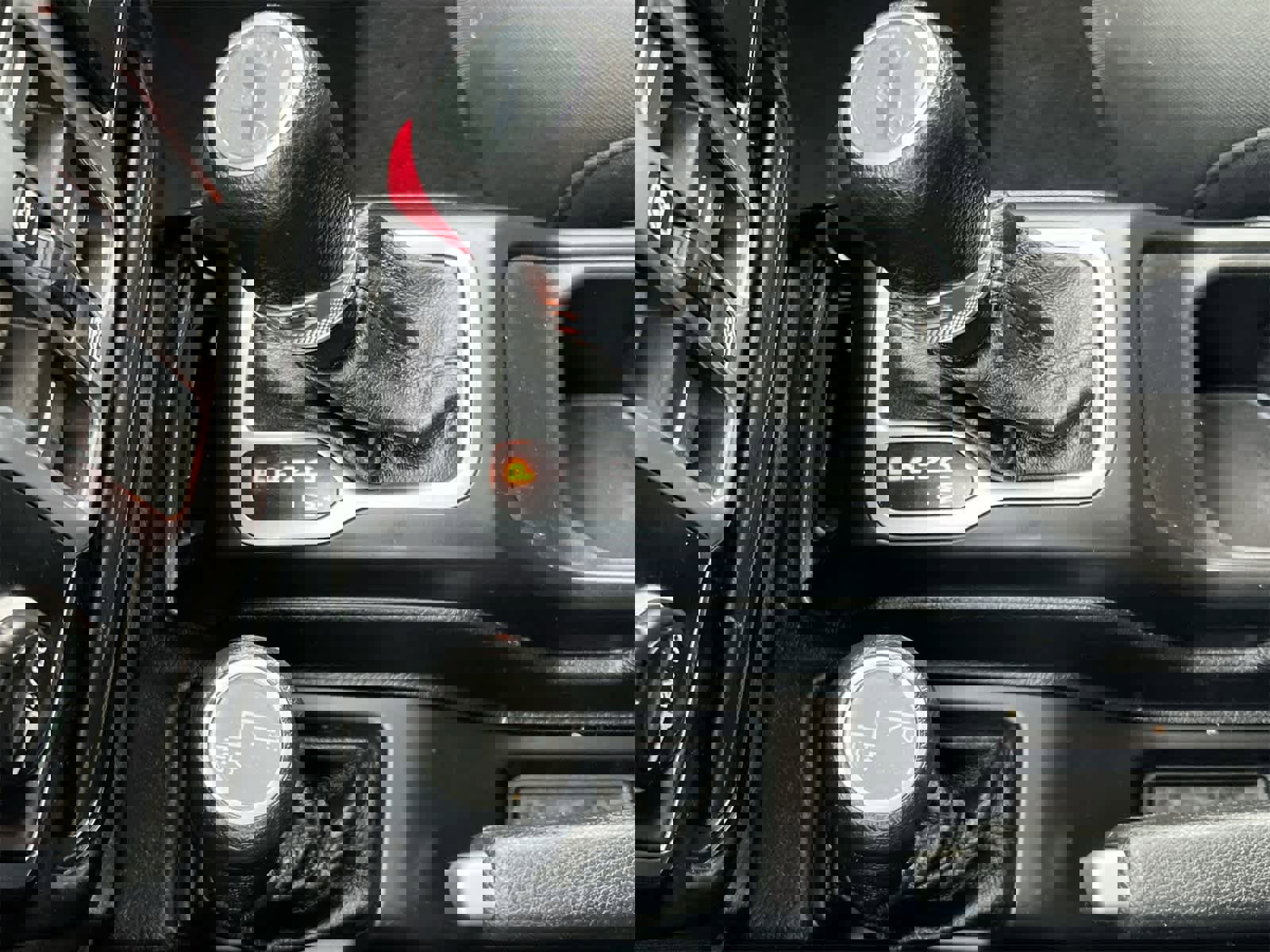 Used 2020 Jeep Wrangler Unlimited Sport S image 32