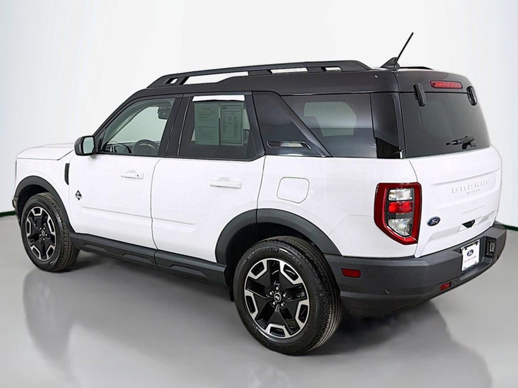 Used 2022 Ford Bronco Sport Outer Banks w/ Tech Package AWD/4WD image 9