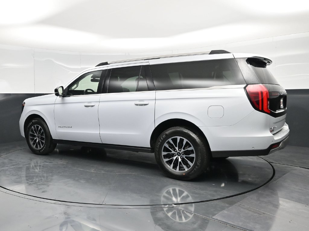 Used 2025 Ford Expedition Max Platinum AWD/4WD image 7