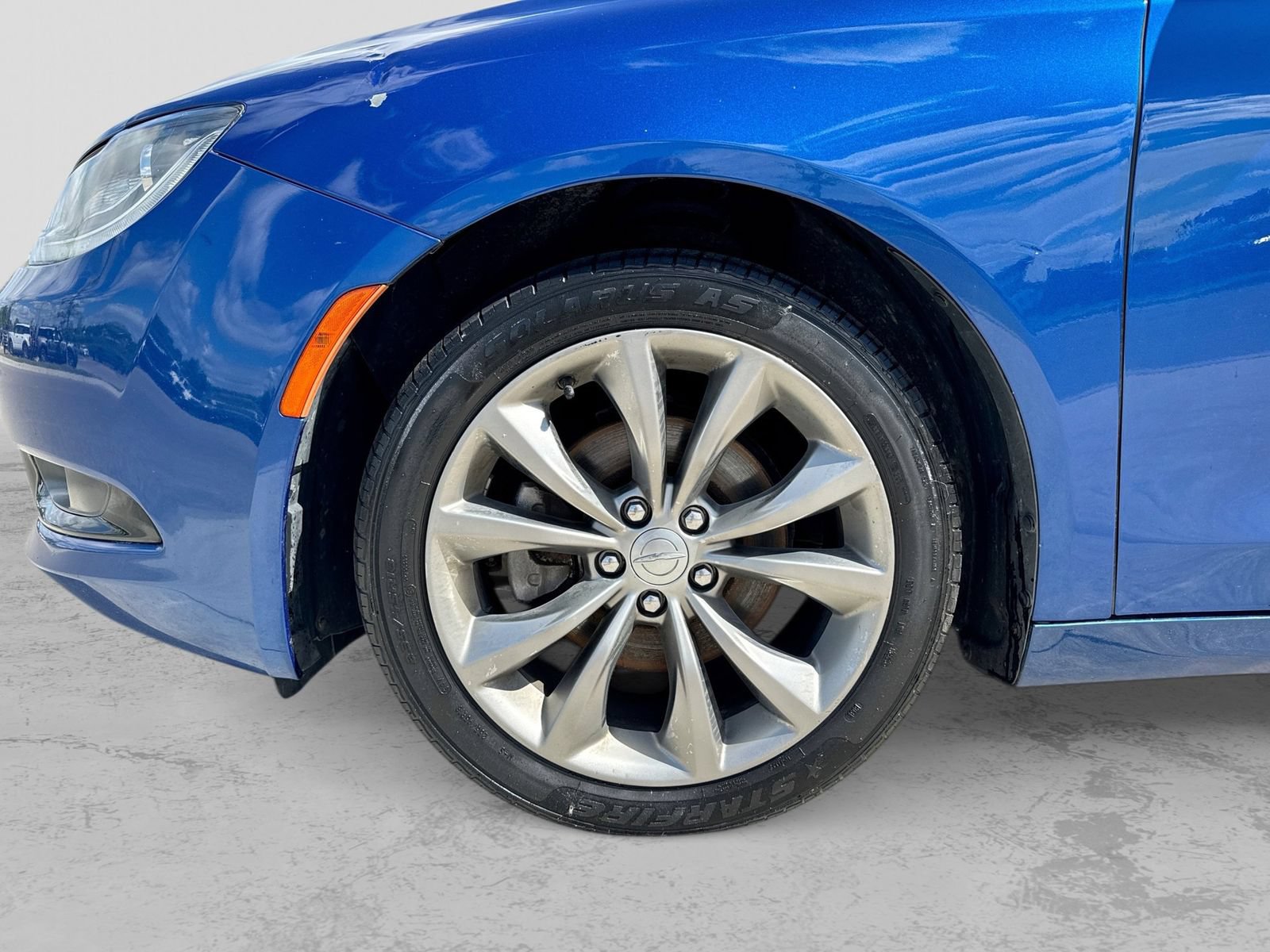 Used 2016 Chrysler 200 S FWD image 15