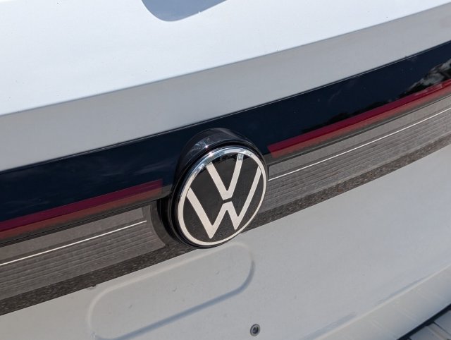 New 2026 Volkswagen Taos S FWD image 15