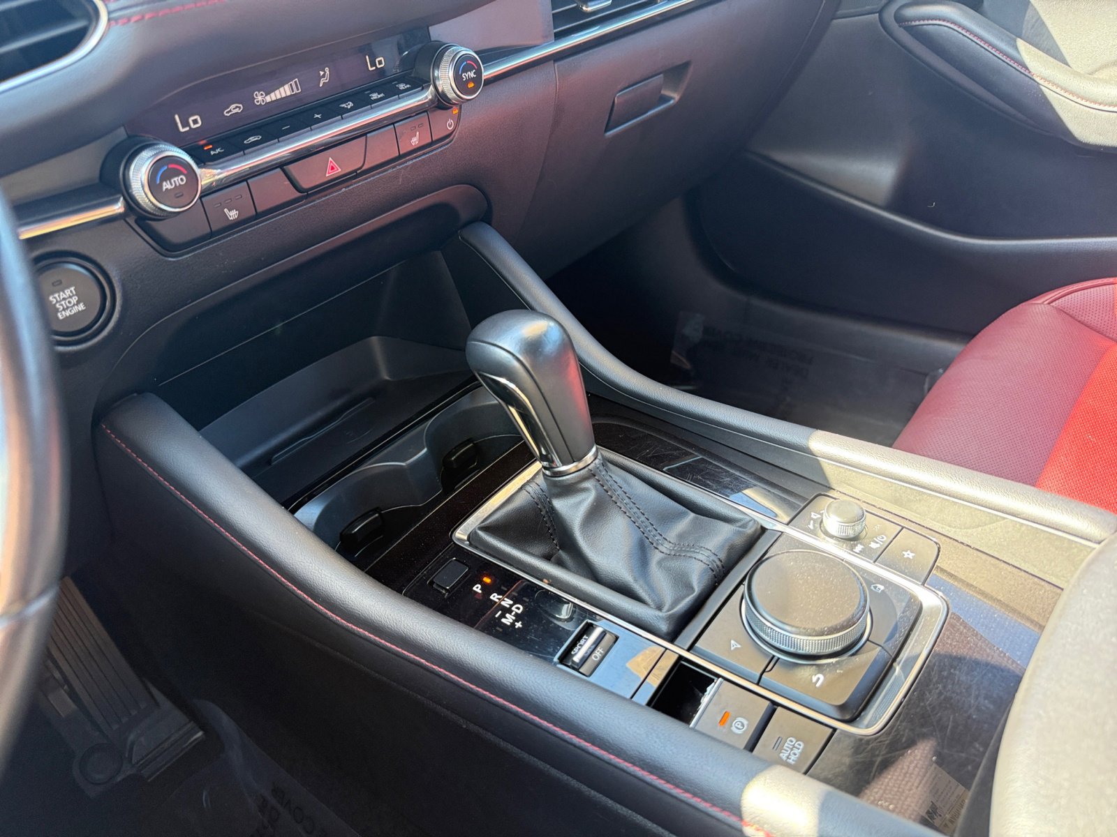 Used 2024 MAZDA MAZDA3 s image 13