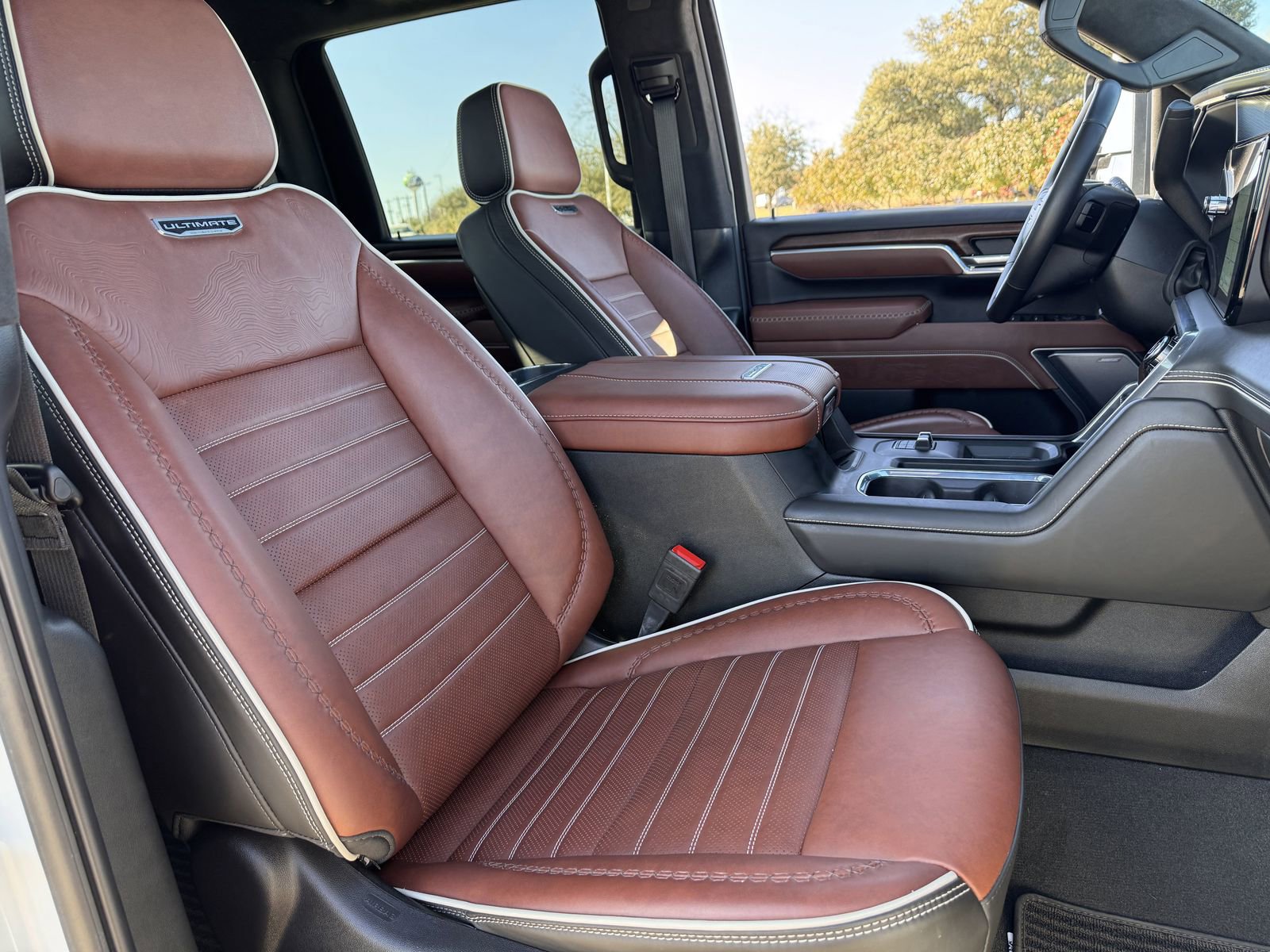 Used 2025 GMC Sierra 2500 Denali Ultimate image 27