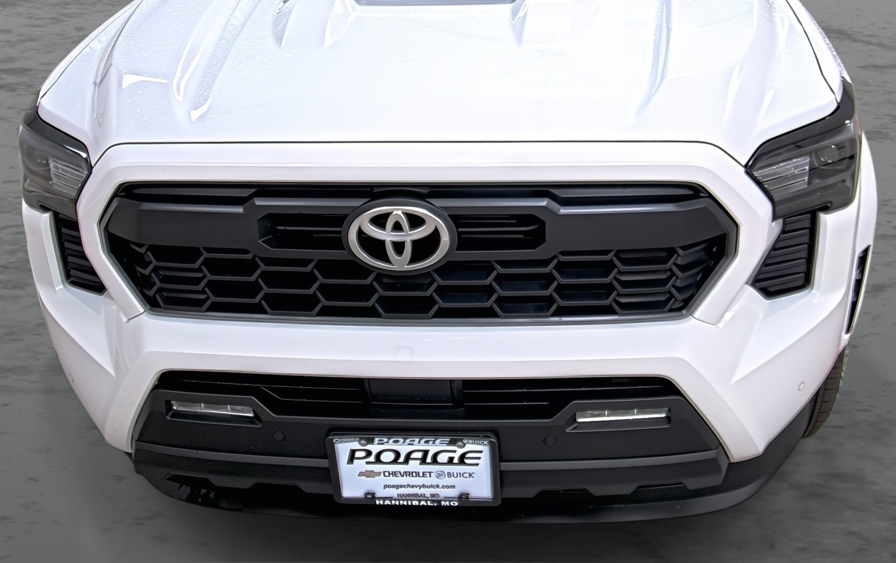 Used 2024 Toyota Tacoma TRD Sport w/ TRD Sport Upgrade Package image 16